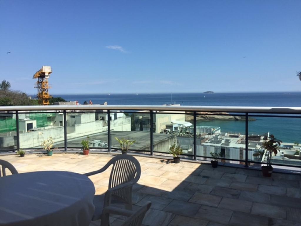 Cobertura Ipanema Front Beach *